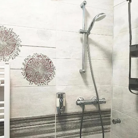 22 Loop Apartment